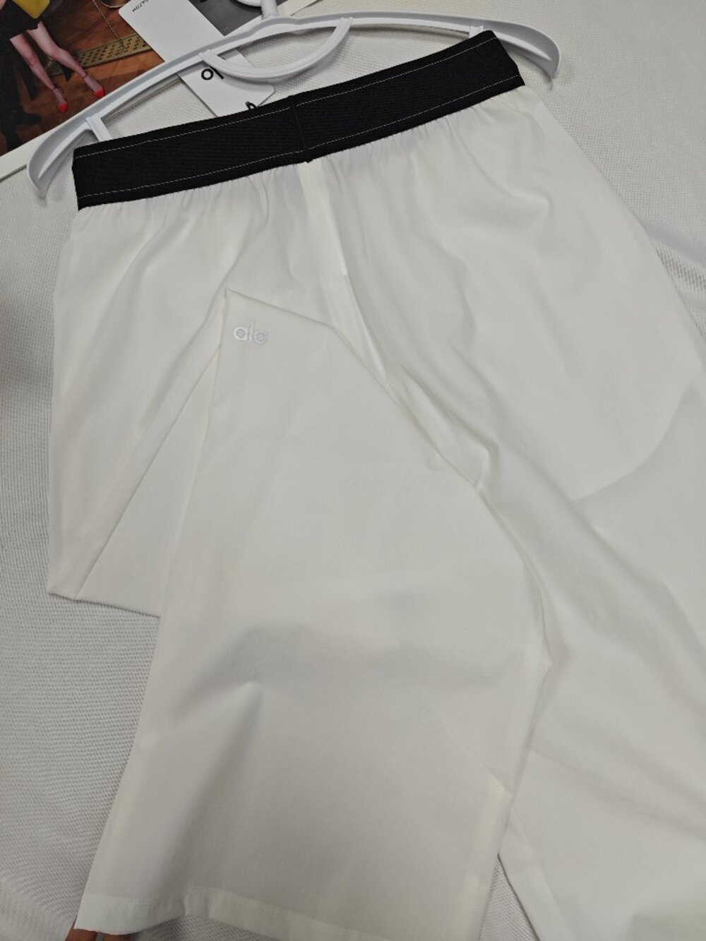 🌺NWT ALO Yoga Suit Up Pants White/Black(Regular)Chic Everyday Style Trouser - Picture 7 of 9